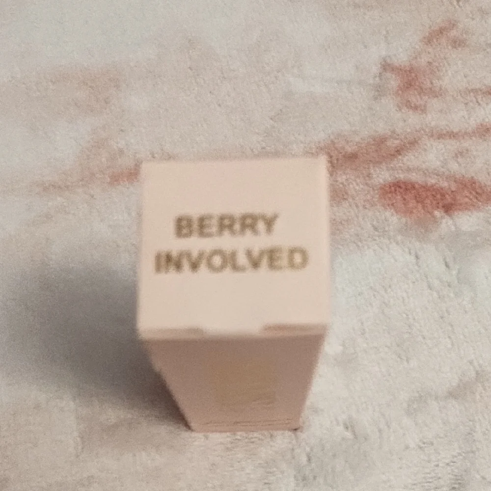 Skin Lip Oil - Berry 🫐 Involved NWT
